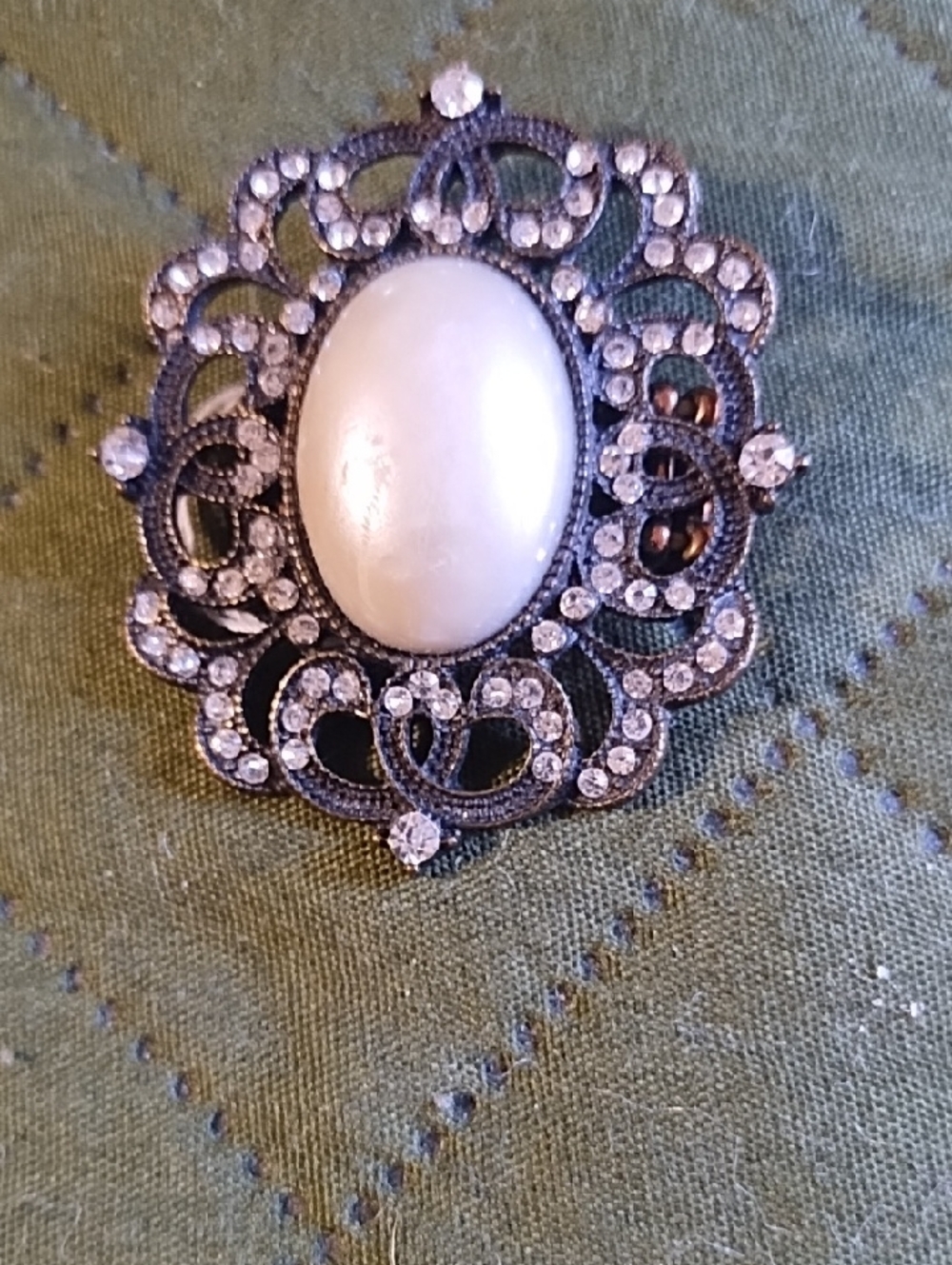 Vintage-Style Estate Ring
